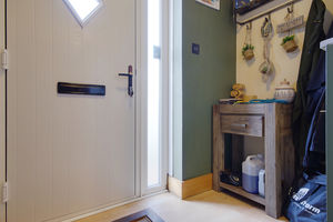 Entrance Porch- click for photo gallery